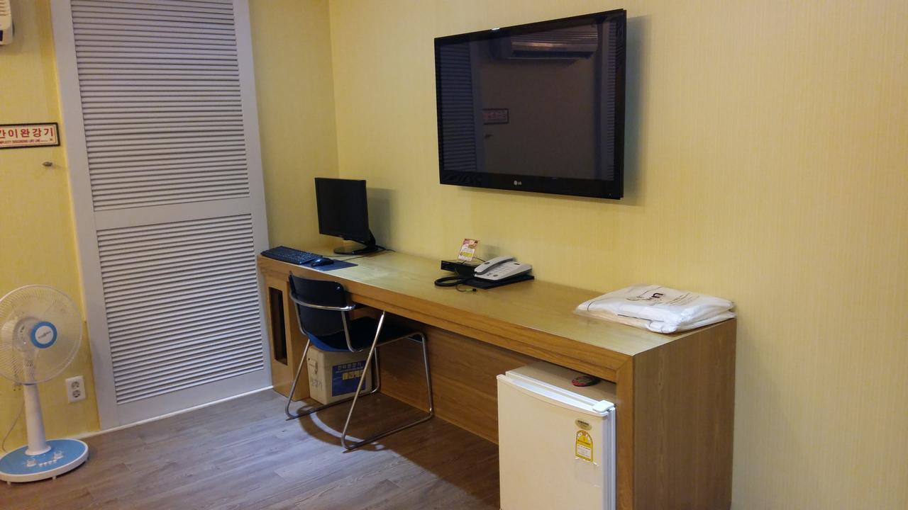 Residence R Hotel Daegu Exterior foto